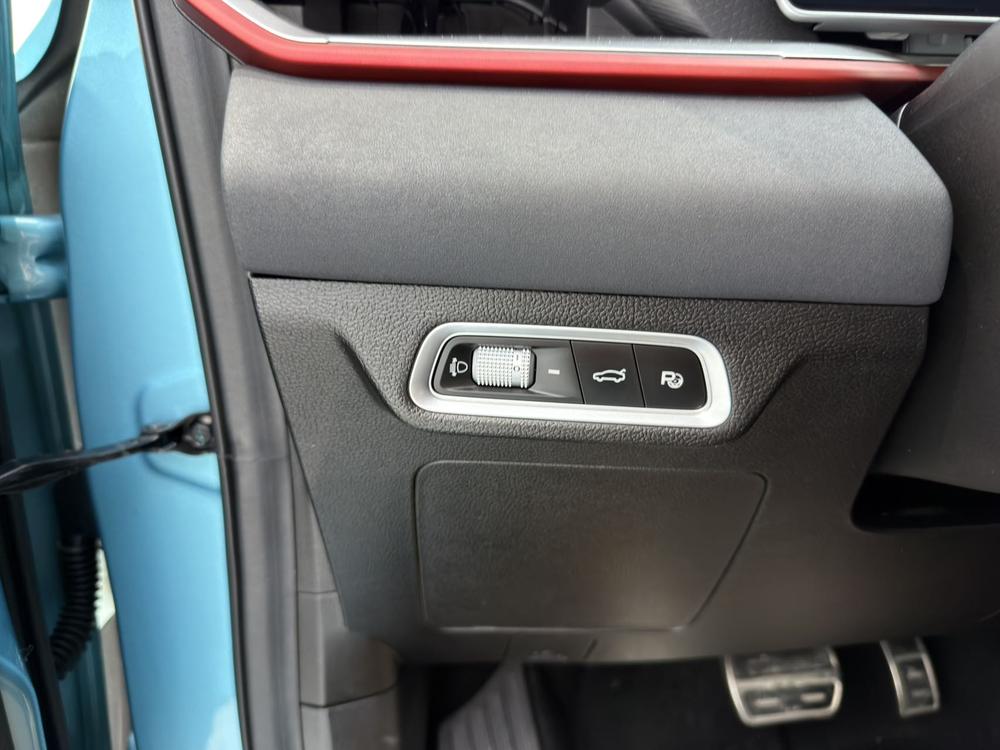 GEELY Coolray 2022 #16 GEELY Coolray 2022 car image #16