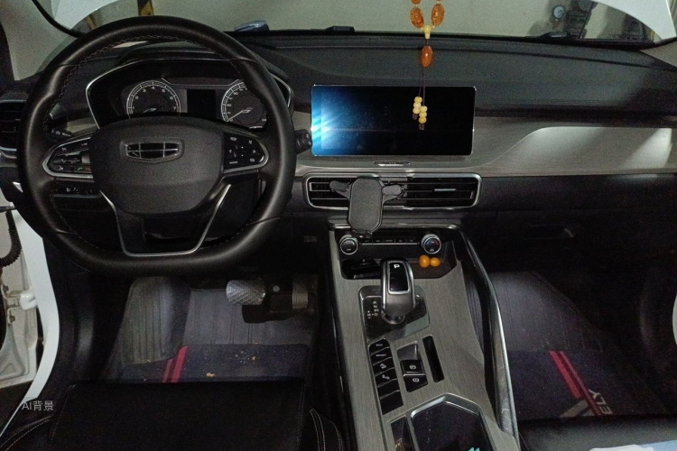 GEELY Coolray 2019 car image #11