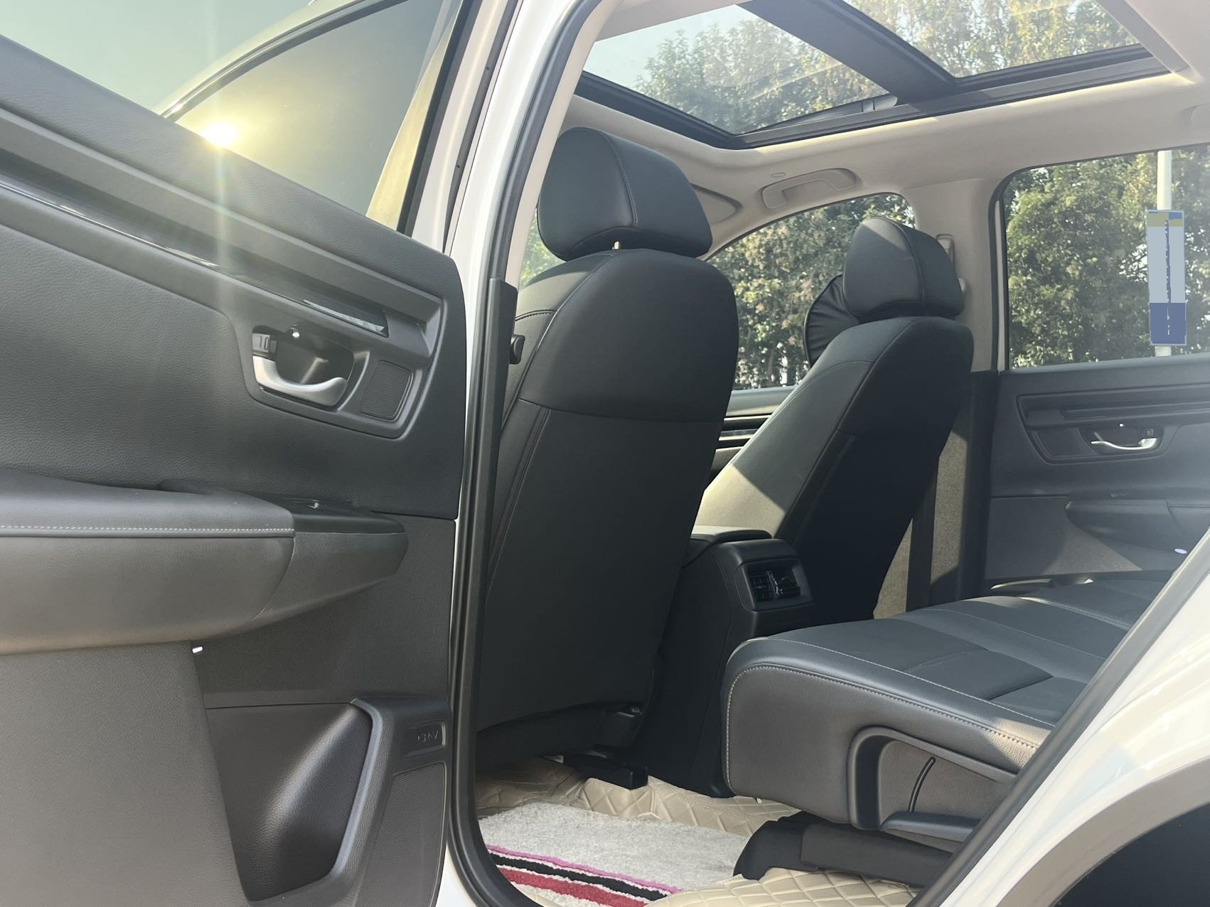 Honda CR-V 2023 immagine di auto #6