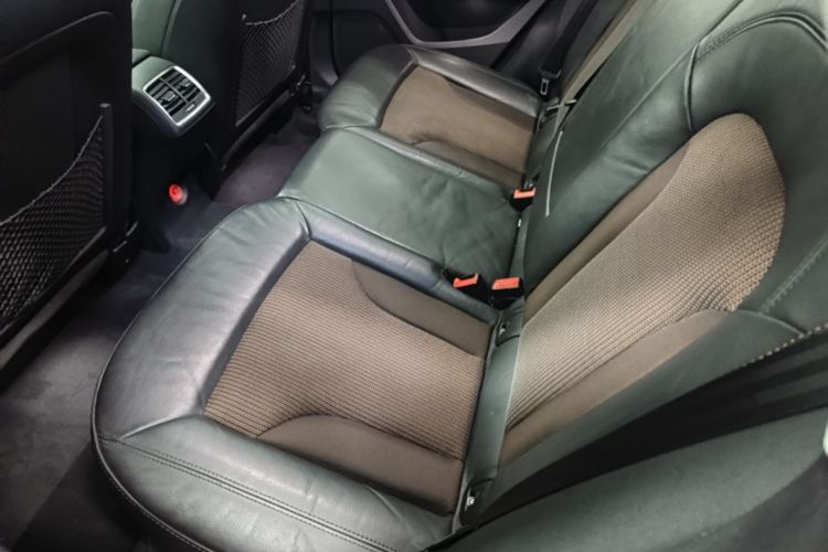 Audi Q3 2018 #17 Audi Q3 2018 car image #17