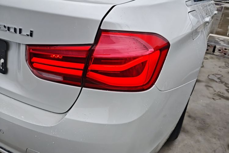 BMW 3 Series 2016 car image #8