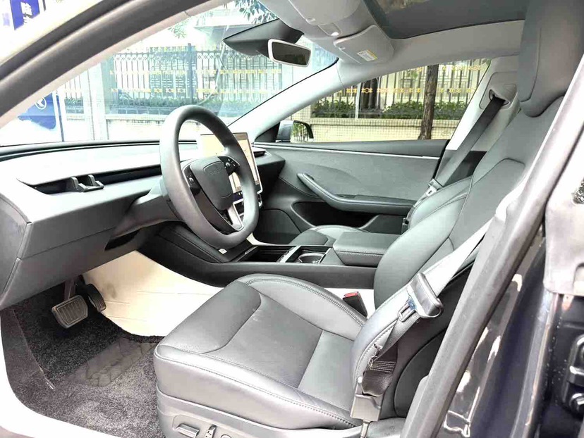 Tesla Model 3 2024 #7 Tesla Model 3 2024 car image #7