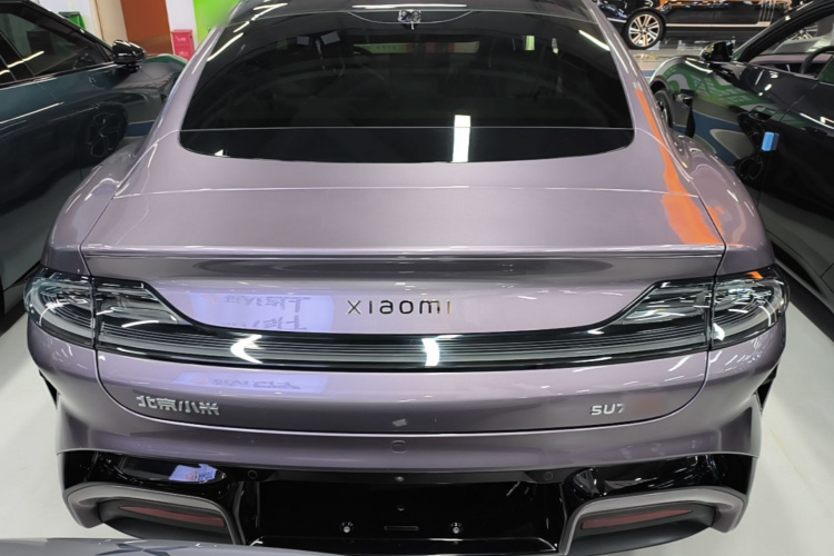 MI SU7 2024 car image #6