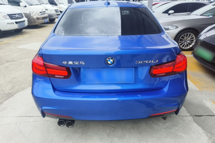 BMW 3 Series 2019 #4 BMW 3 Series 2019 car image #4