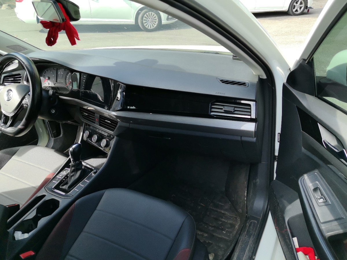 Volkswagen Bora 2022 car image #6