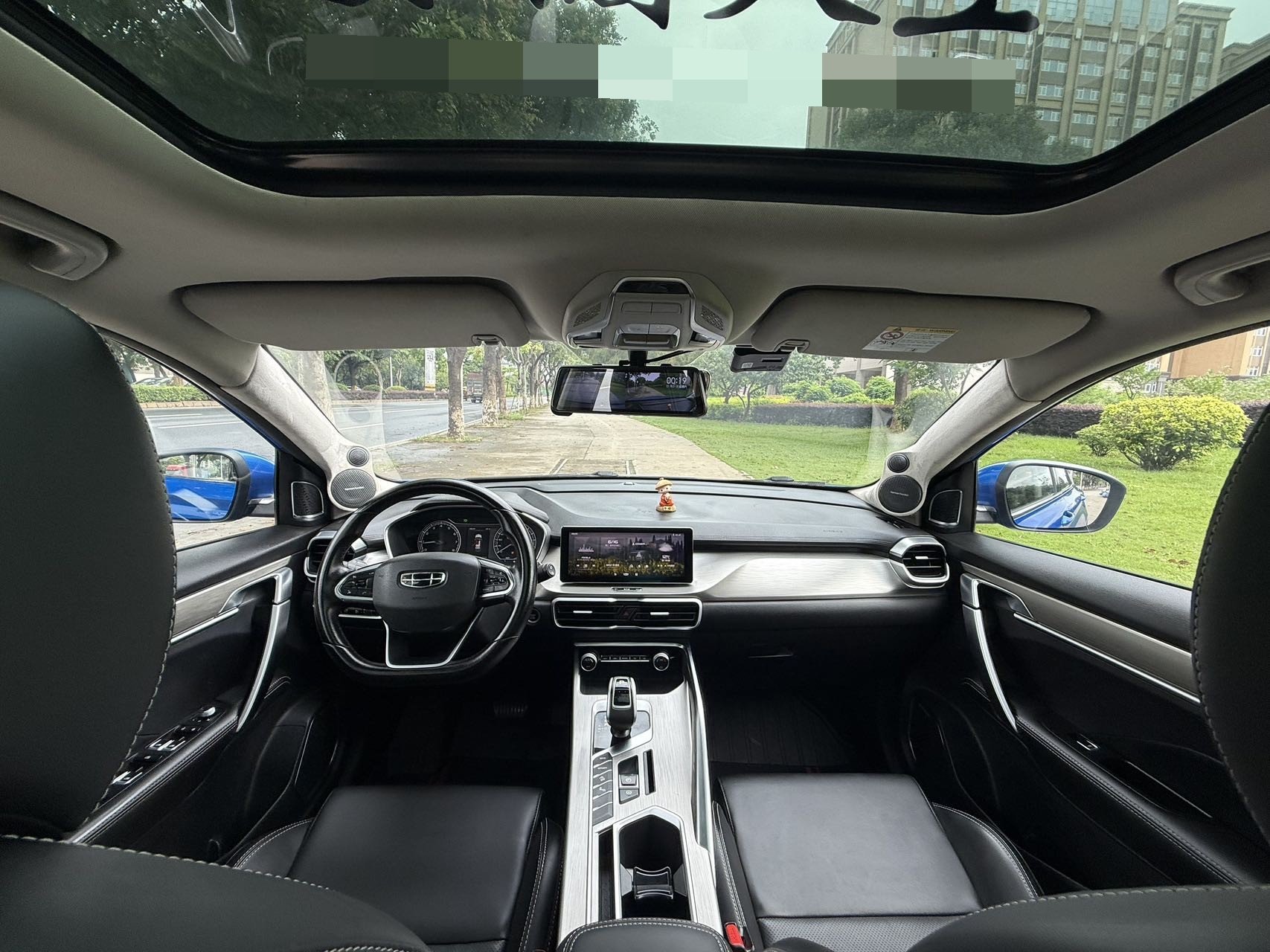 GEELY Coolray 2019 #7 GEELY Coolray 2019 car image #7