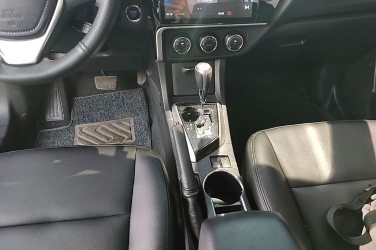 Toyota Corolla 2019 car image #14