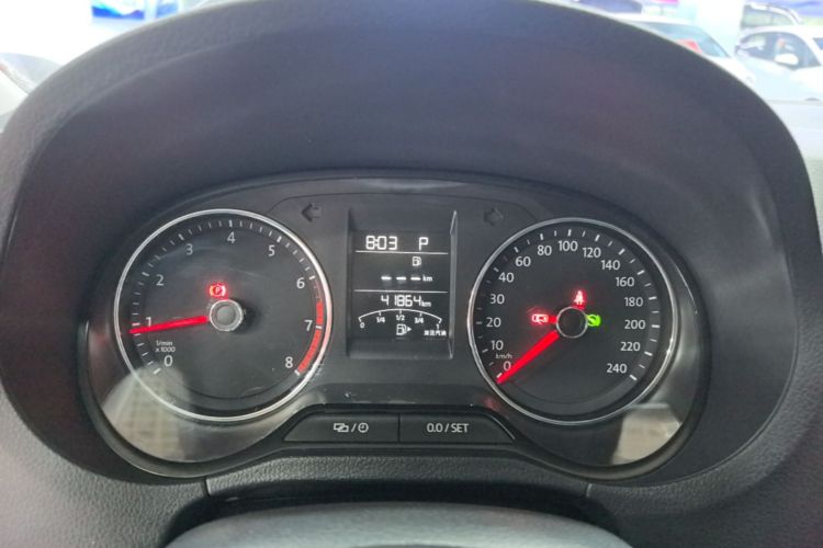 Volkswagen Polo 2017 #12 Volkswagen Polo 2017 car image #12