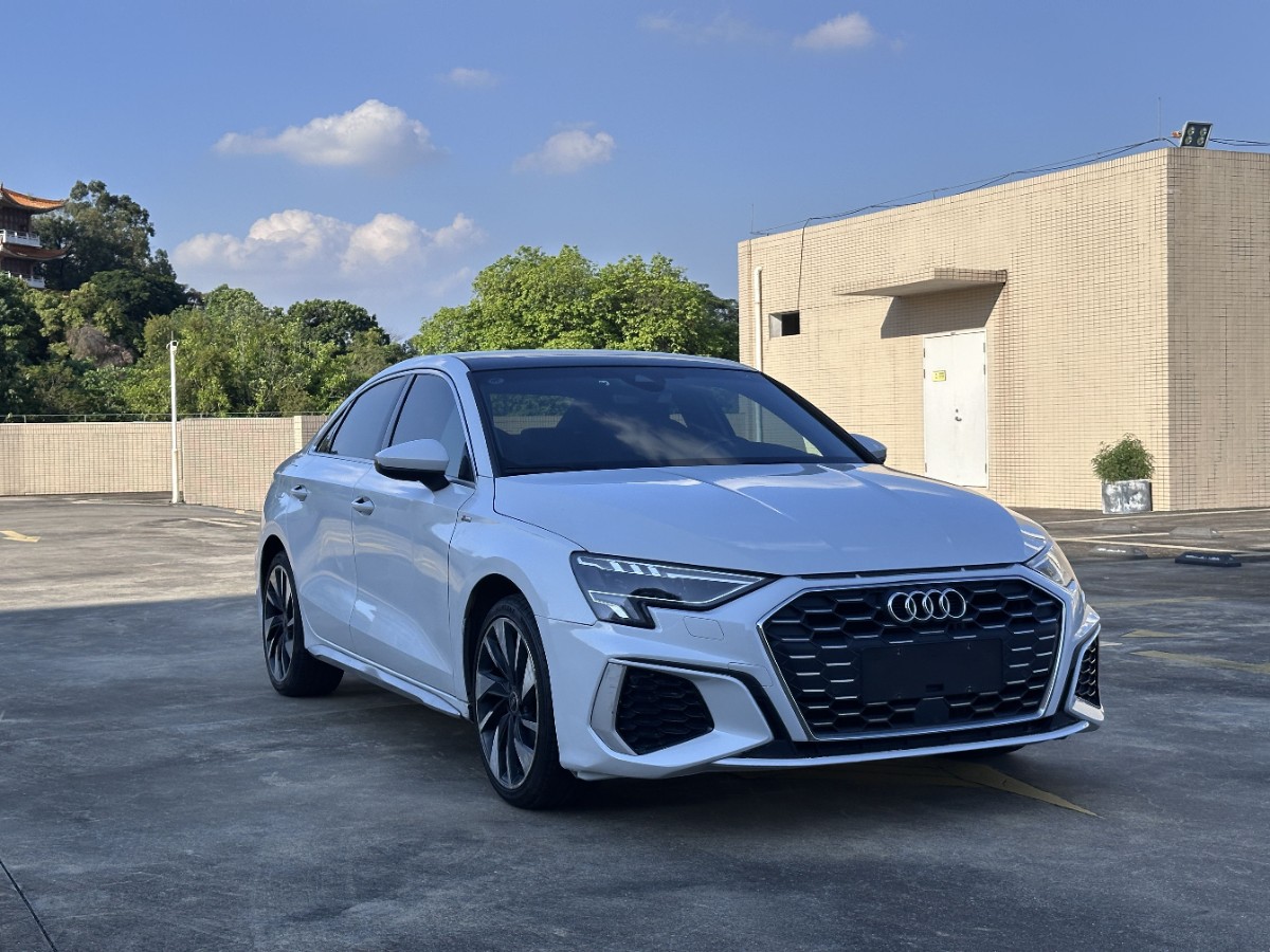 Audi A3 2024 car image #2