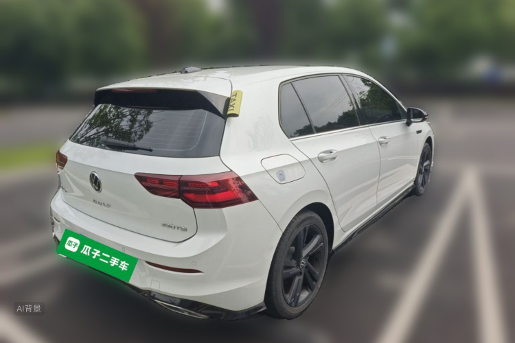 Volkswagen Golf 2024 car image #7