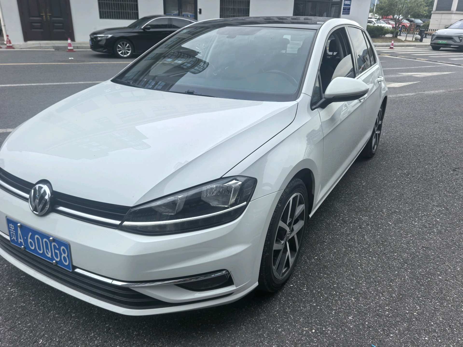 2019 car image 