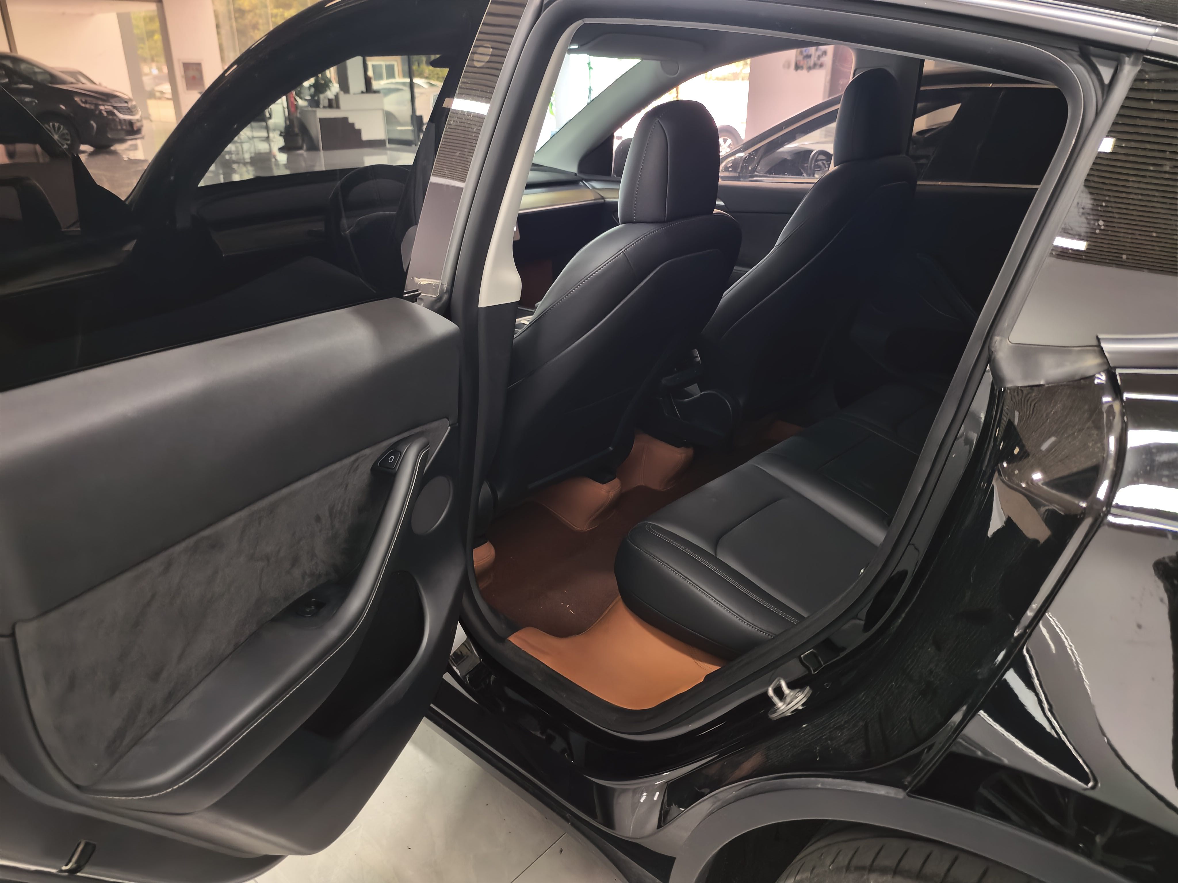 Tesla Model Y 2021 #6 Tesla Model Y 2021 car image #6
