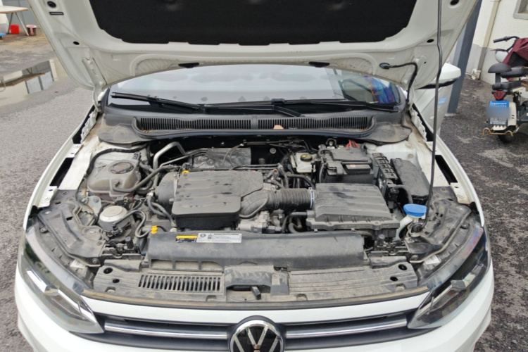 Volkswagen Polo 2022 car image #20