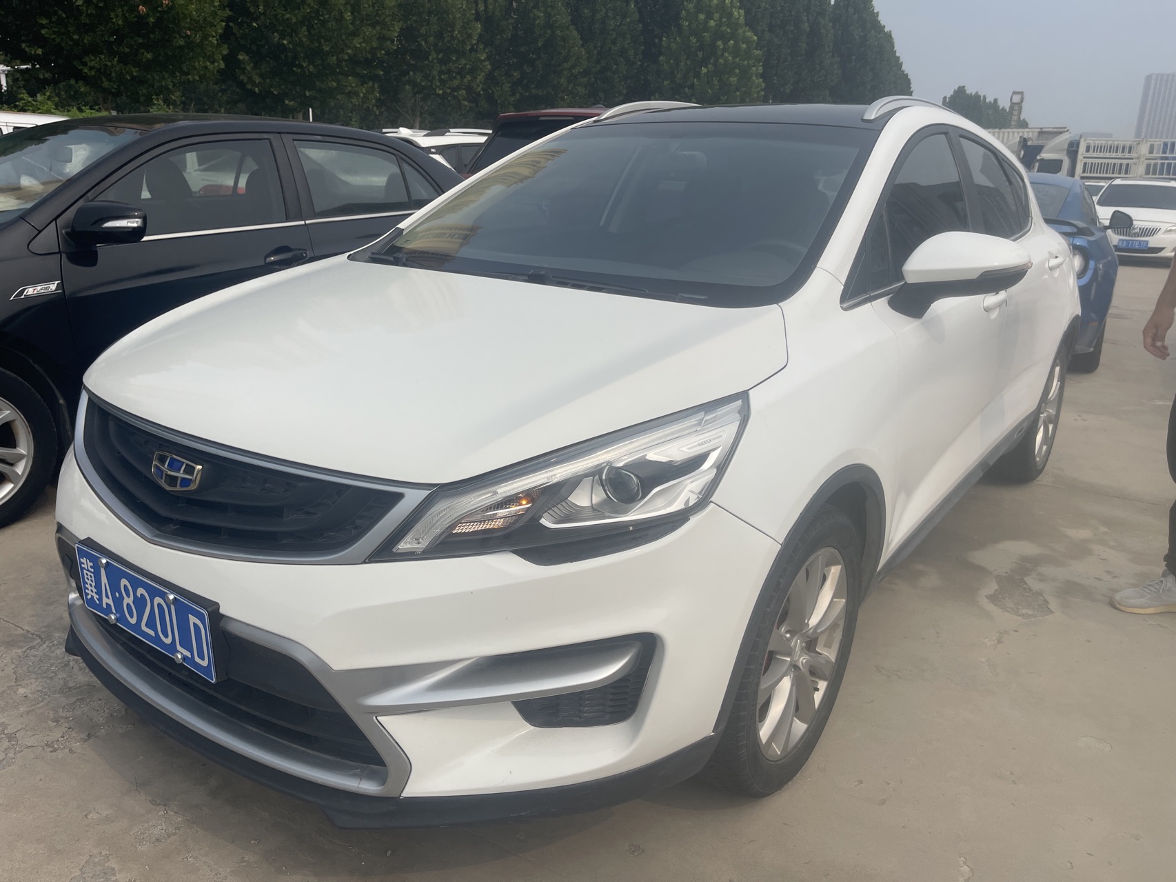 GEELY Emgrand GS 2016 GEELY Emgrand GS 2016 car image