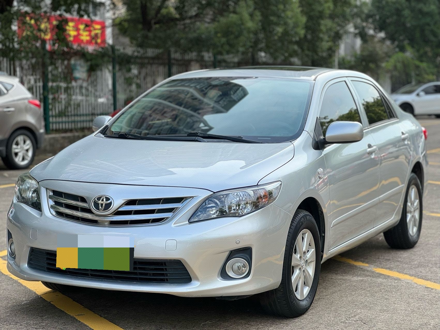 Toyota Corolla 2013 Toyota Corolla 2013 car image