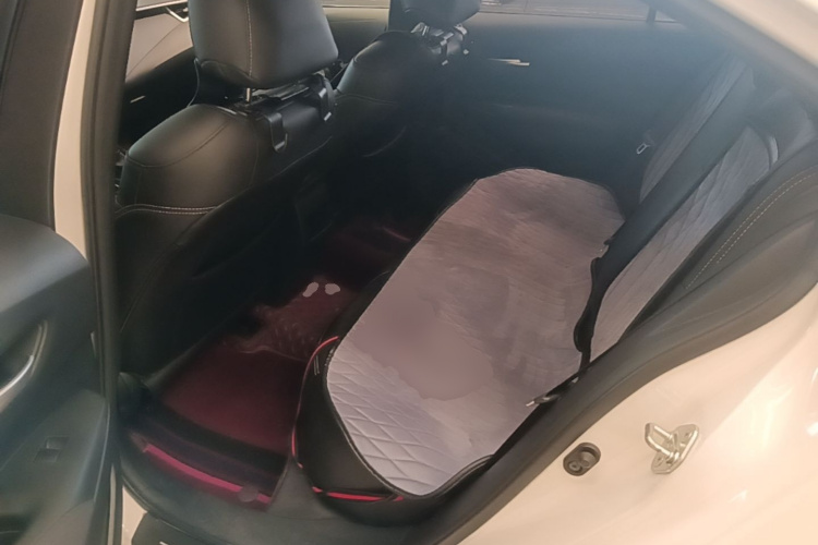 Toyota Corolla 2023 car image #17