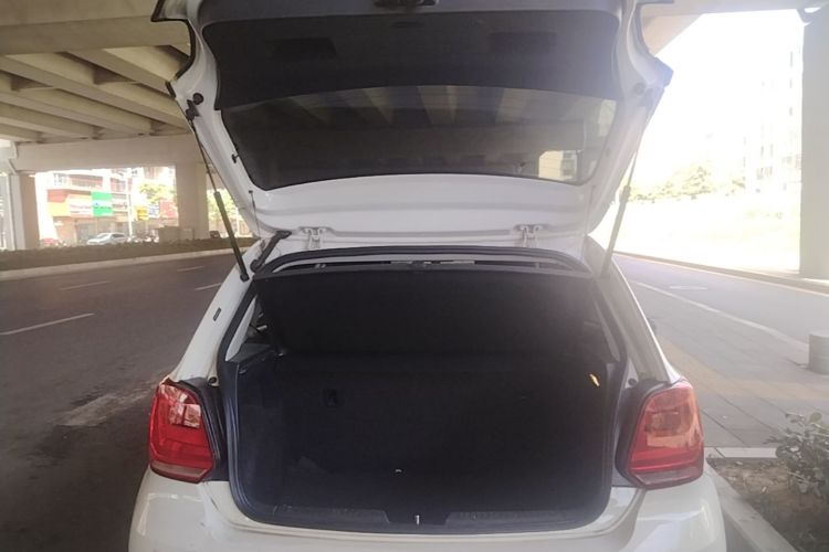 Volkswagen Polo 2017 #21 Volkswagen Polo 2017 car image #21