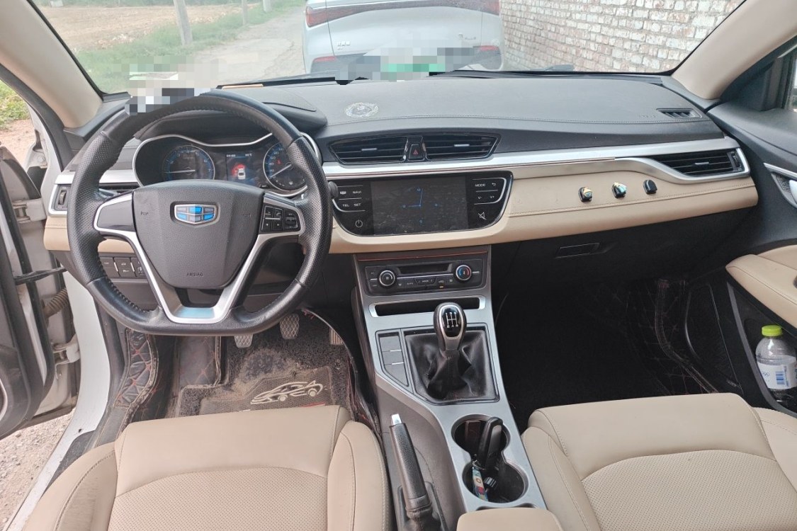 GEELY Emgrand 2018 car image #21