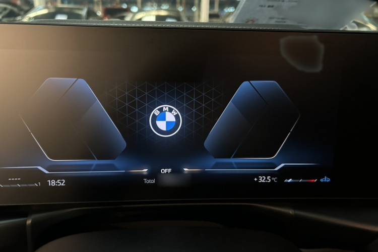 BMW 3 Series 2024 #14 BMW 3 Series 2024 car image #14