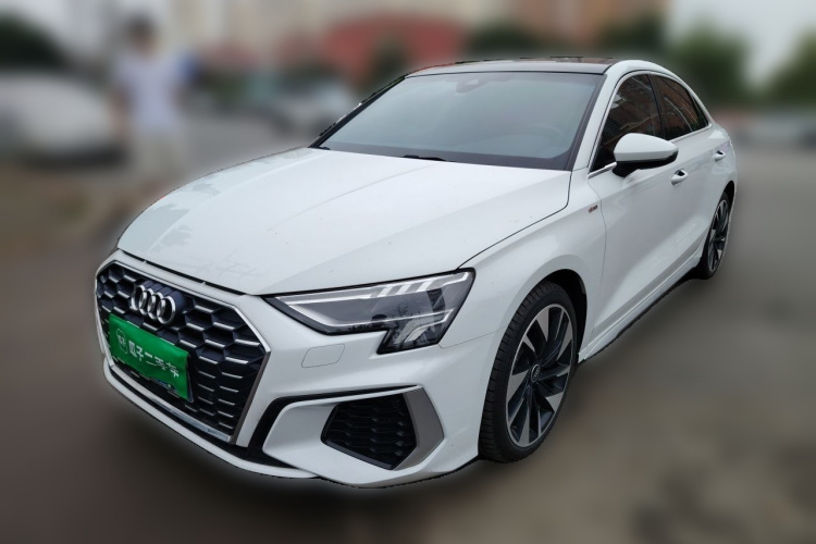 Audi A3 2022 immagine di auto #2