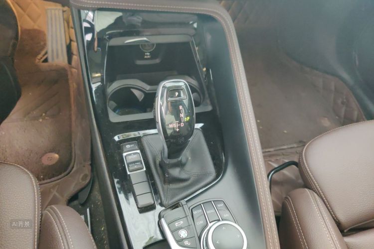 BMW X1 2020 car image #16
