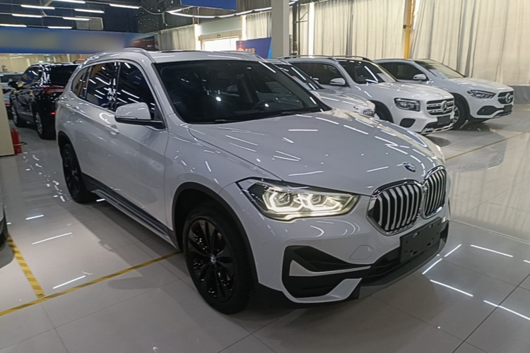 BMW X1 2020 car image #6