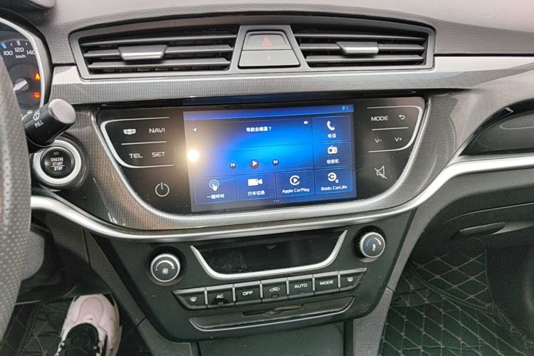 GEELY Emgrand 2016 car image #13