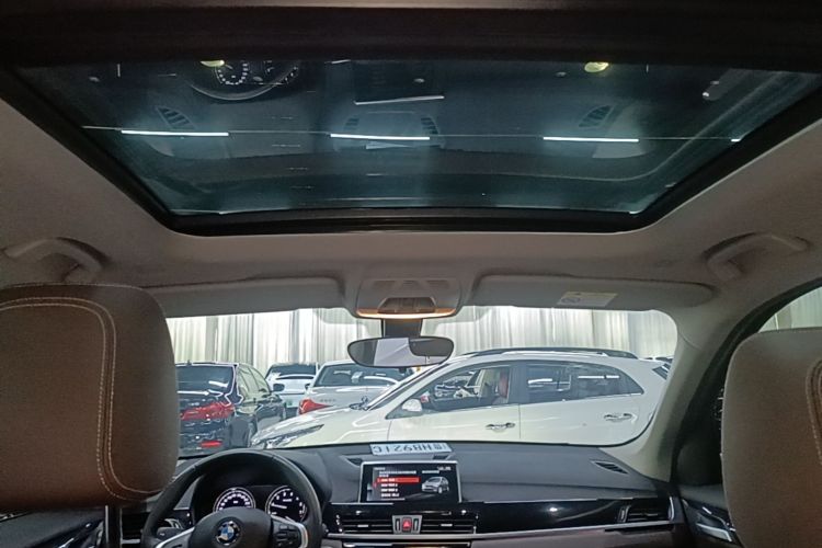 BMW X1 2020 car image #20