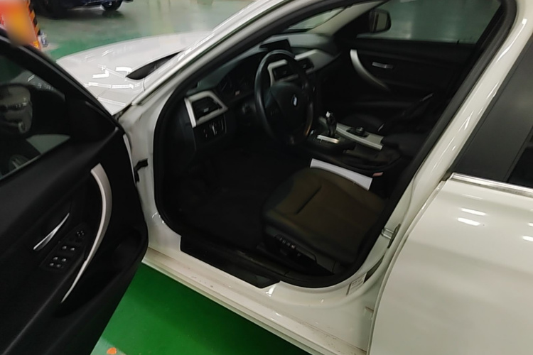 BMW 3 Series 2015 #16 BMW 3 Series 2015 imagen de coche #16