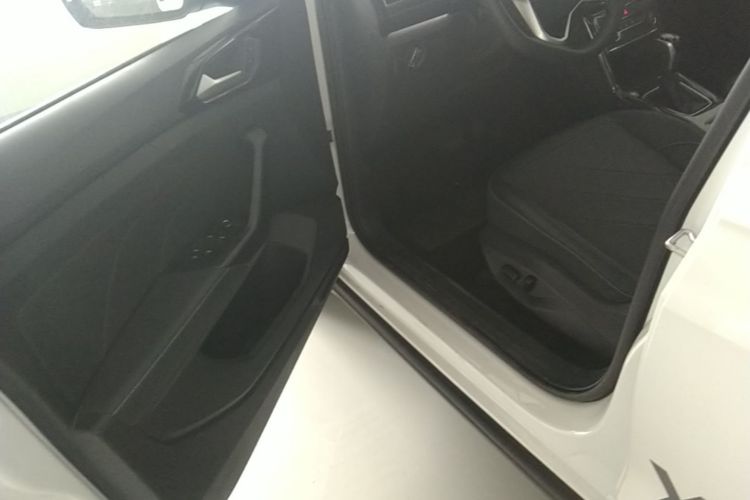 Volkswagen Tharu 2025 #16 Volkswagen Tharu 2025 imagen de coche #16