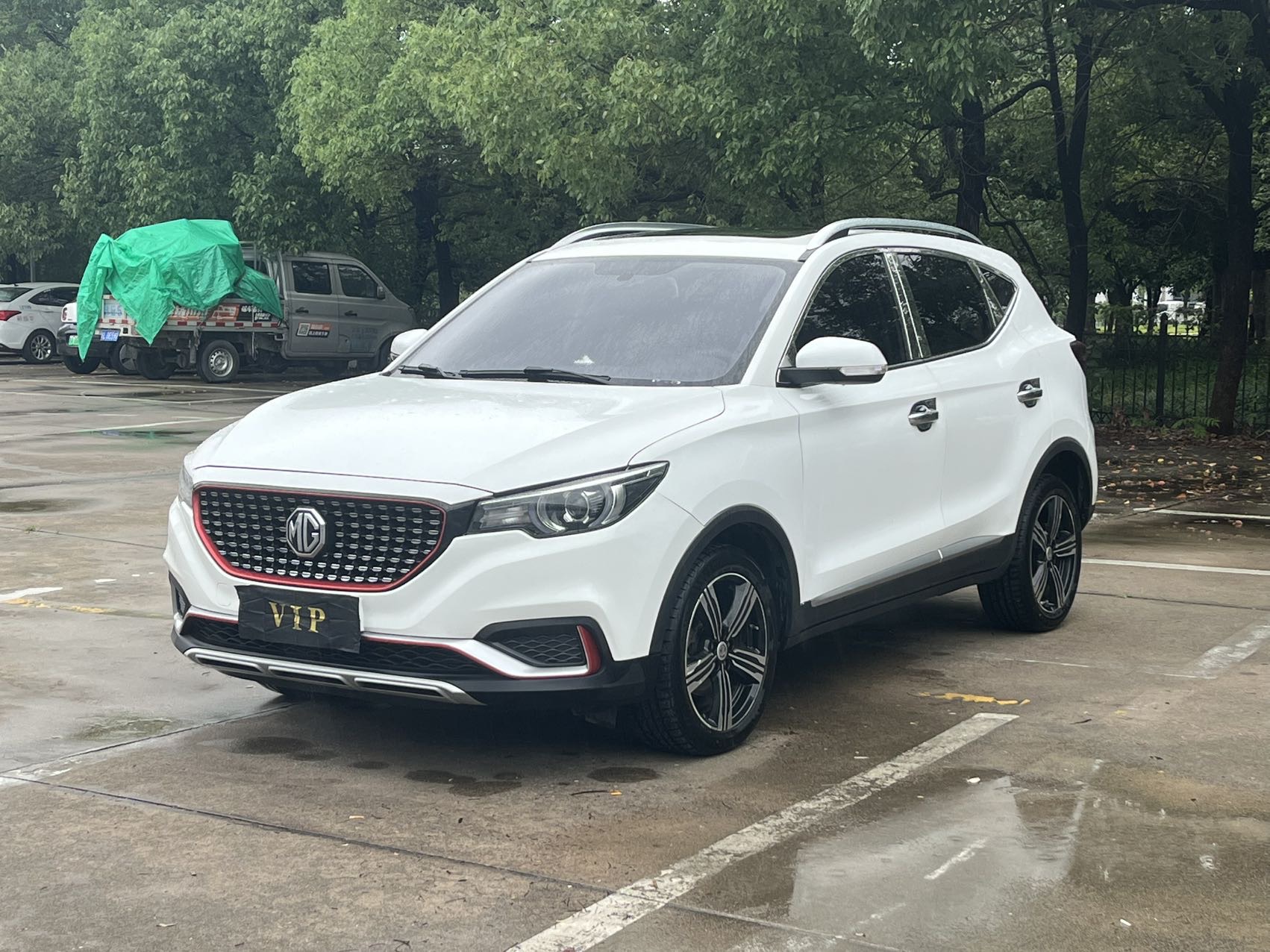 MG ZS 2017 MG ZS 2017 car image