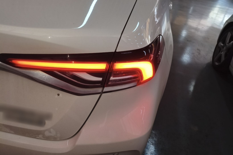 Toyota Corolla 2020 #8 Toyota Corolla 2020 car image #8