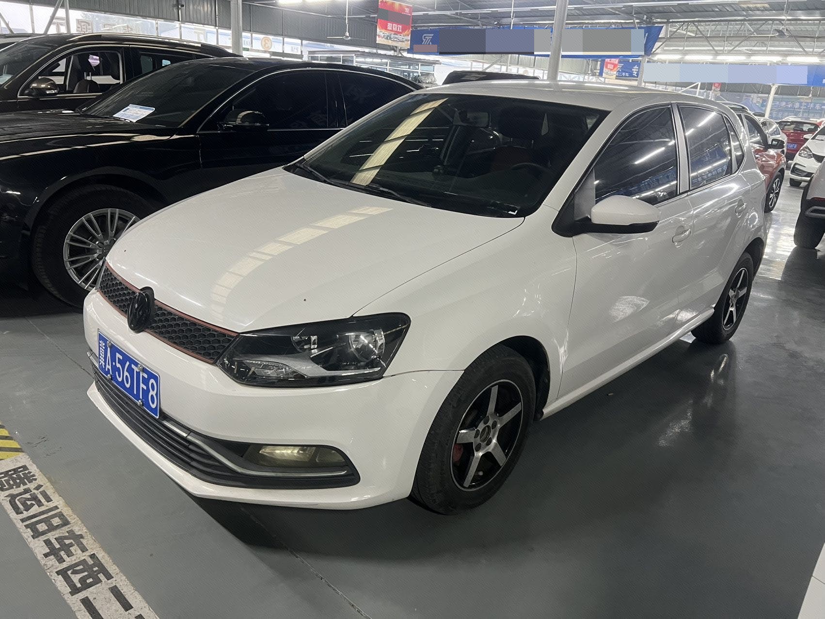 Volkswagen Polo 2016 Volkswagen Polo 2016 car image