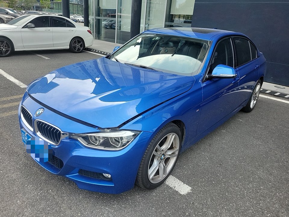 BMW 3 Series 2019 car image 