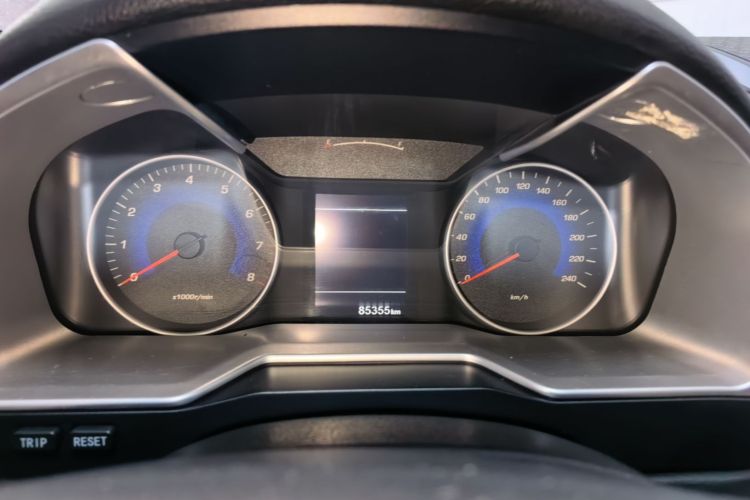 GEELY Emgrand 2015 car image #12
