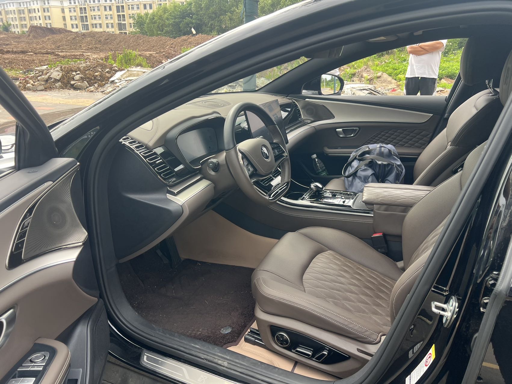 BYD Han 2024 car image #8