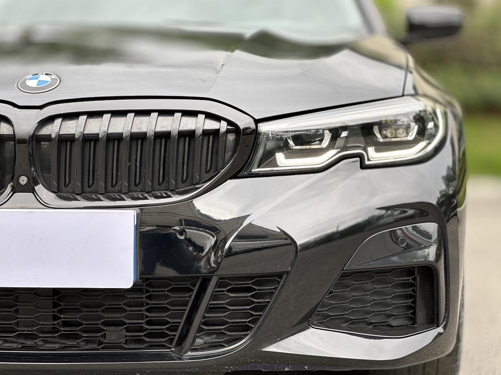 BMW 3 Series 2019 car image #8