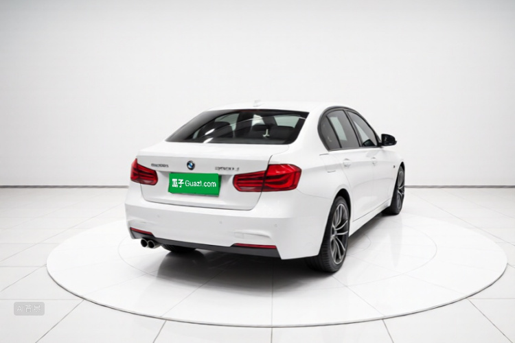 BMW 3 Series 2017 car image #6