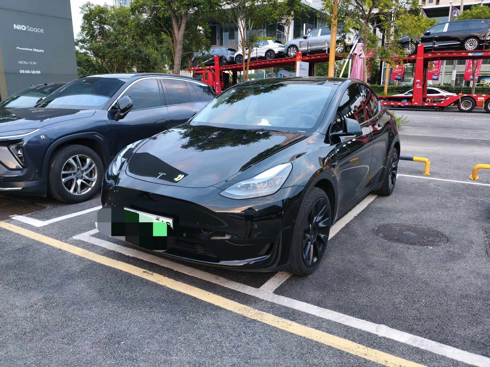 Tesla Model Y 2022 Tesla Model Y 2022 car image