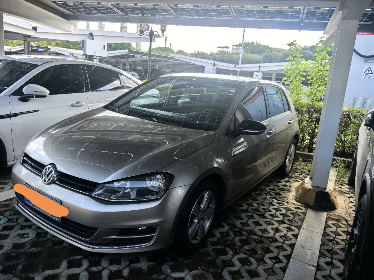 Volkswagen Golf 2017 Volkswagen Golf 2017 car image