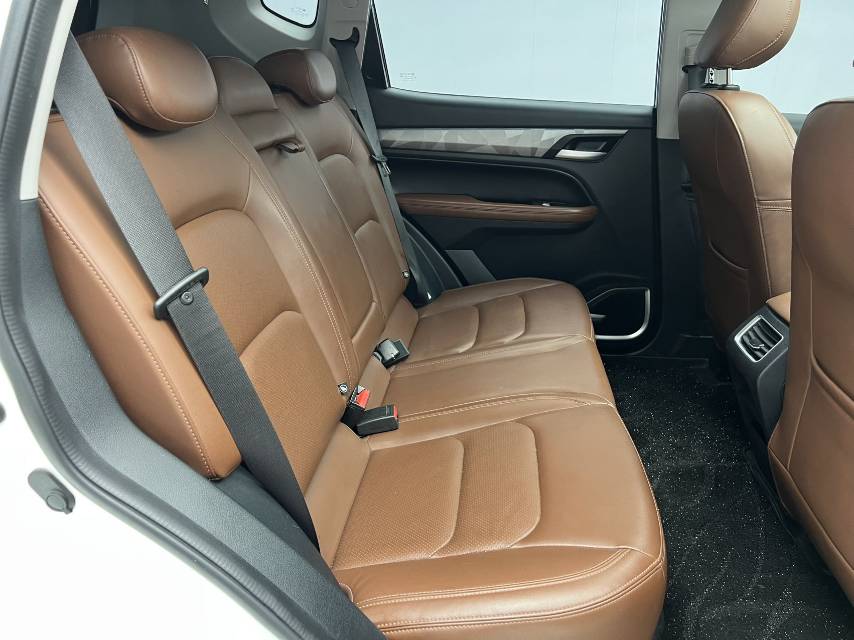 GEELY Vision X6 2022 car image #9