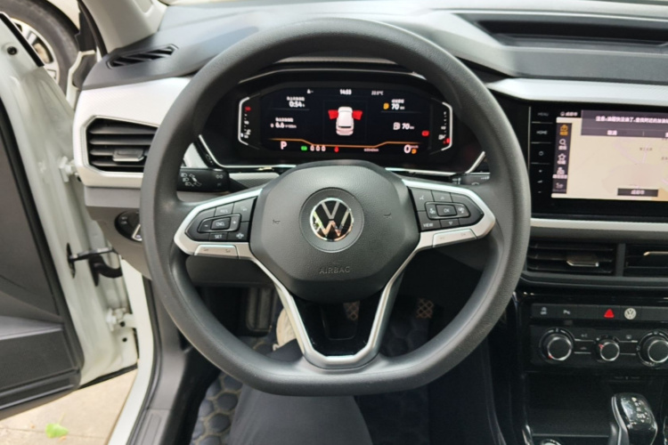 Volkswagen Tacqua 2021 #11 Volkswagen Tacqua 2021 car image #11