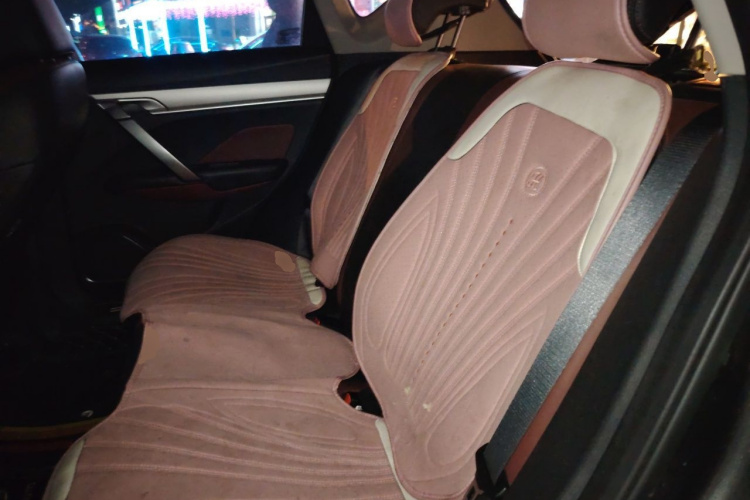 GEELY Coolray 2022 car image #10