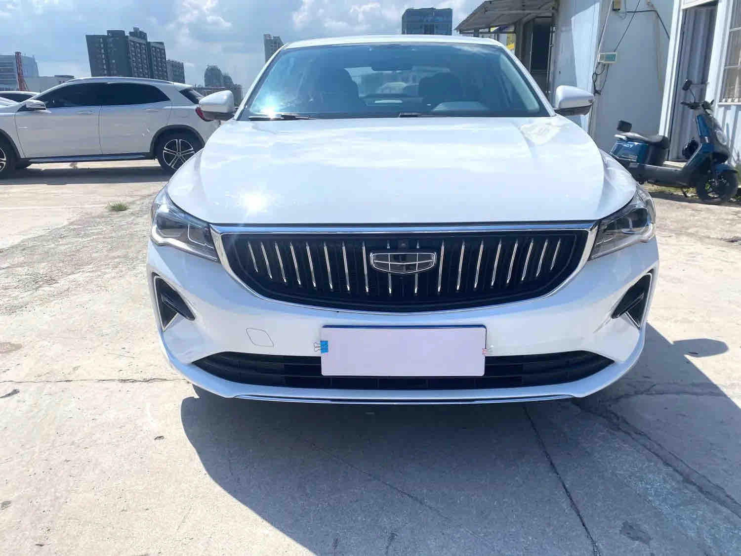 GEELY Emgrand 2021 imagem de carro #2