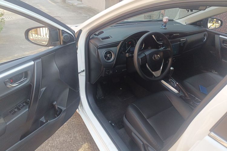Toyota Corolla 2019 imagen de coche #13