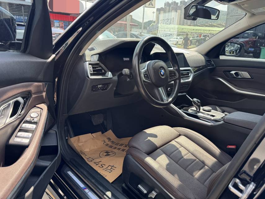 BMW 3 Series 2021 car image #5
