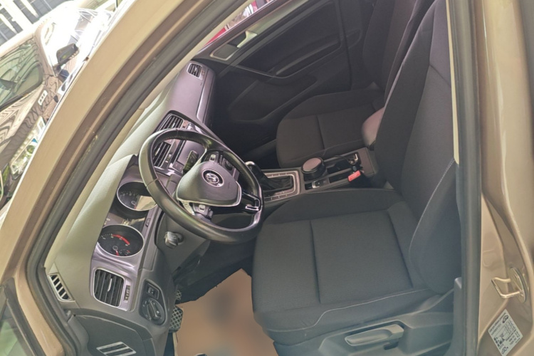 Volkswagen Golf 2016 immagine di auto #15