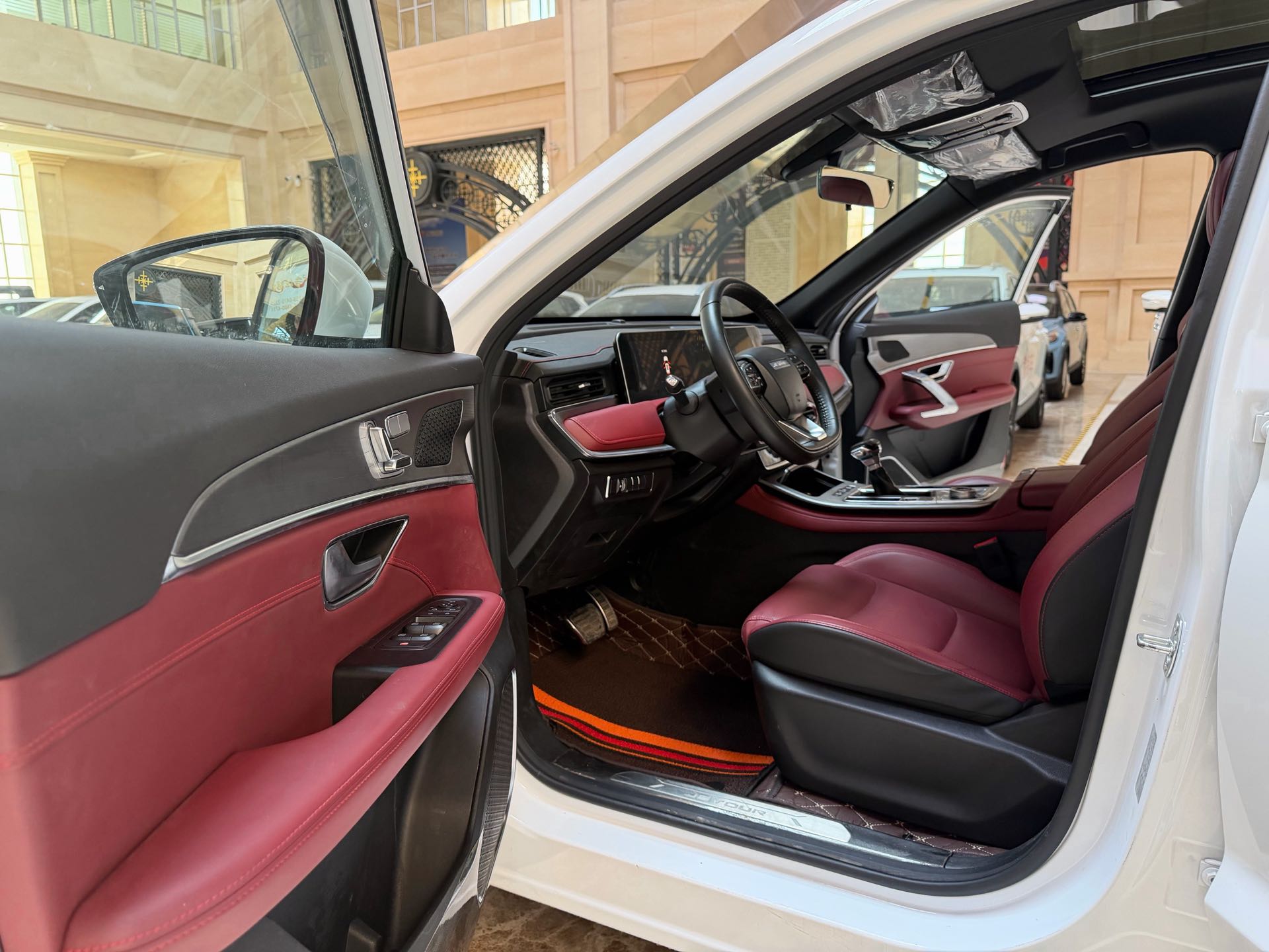 Jetour X70 PLUS 2022 car image #6