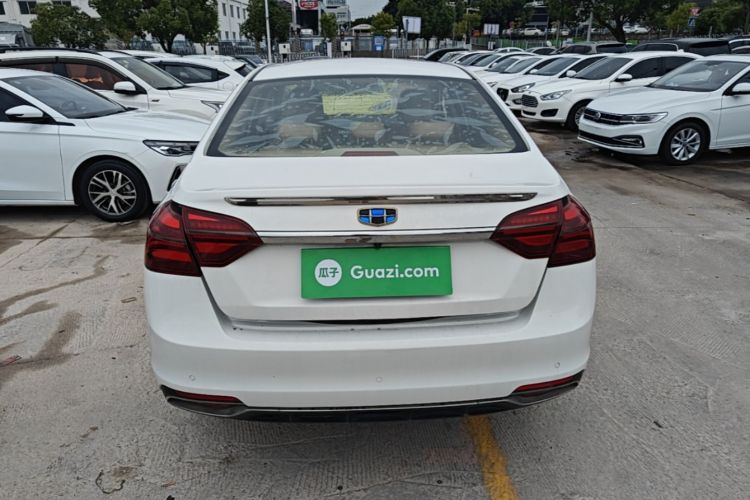 GEELY Emgrand 2018 car image #6