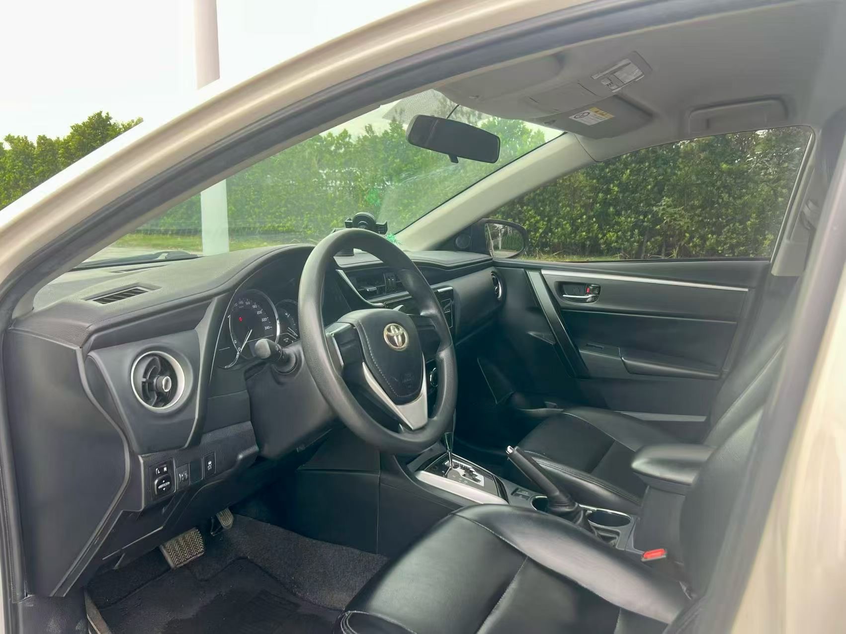 Toyota Corolla 2019 #4 Toyota Corolla 2019 car image #4